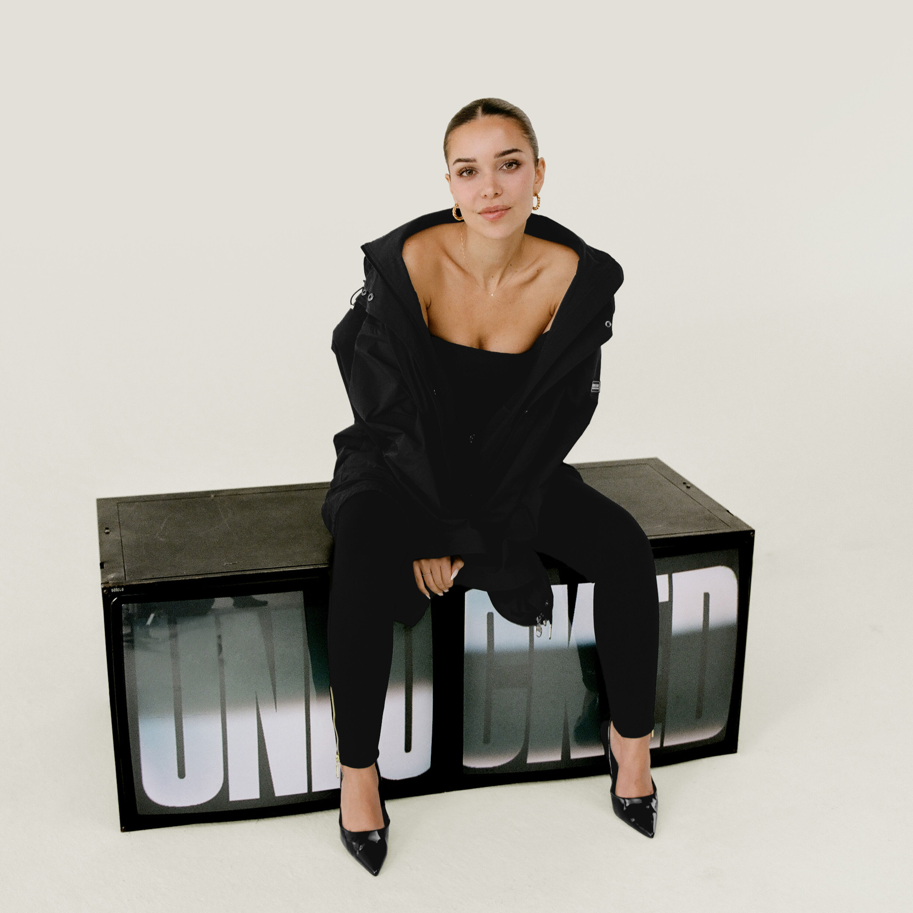 Barbour International Unlocked - Jackie Apostel