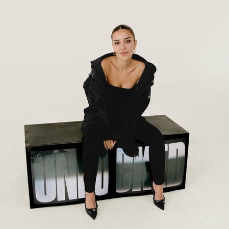 Barbour International Unlocked - Jackie Apostel