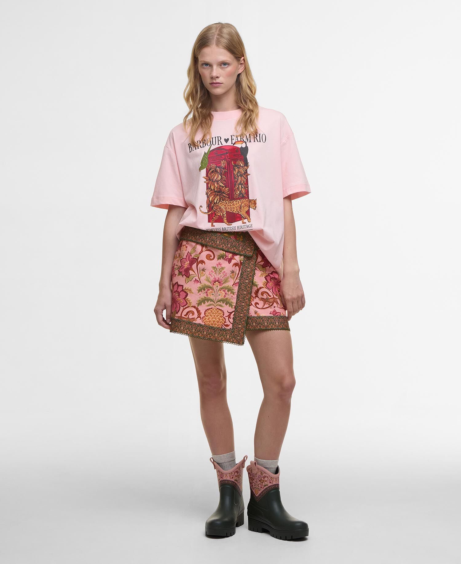 Barbour FARM Rio T-Shirt Maria Clara Graphic Rosa