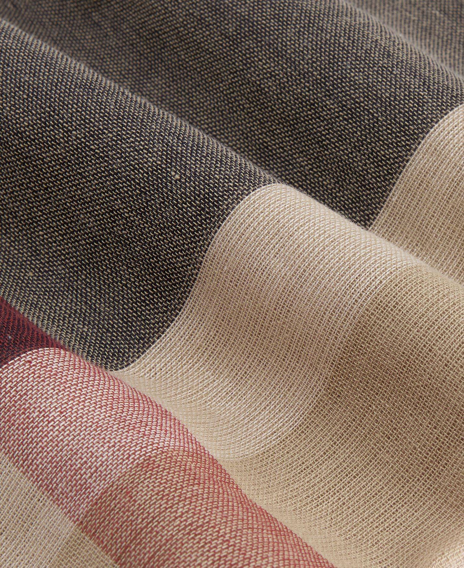 Sciarpa in tartan Esther image number 5