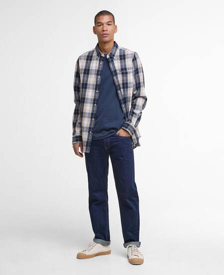 Sillwith Tailored Long-Sleeved Shirt Ecru Sillwith Tailored Long-Sleeved Shirt Ecru