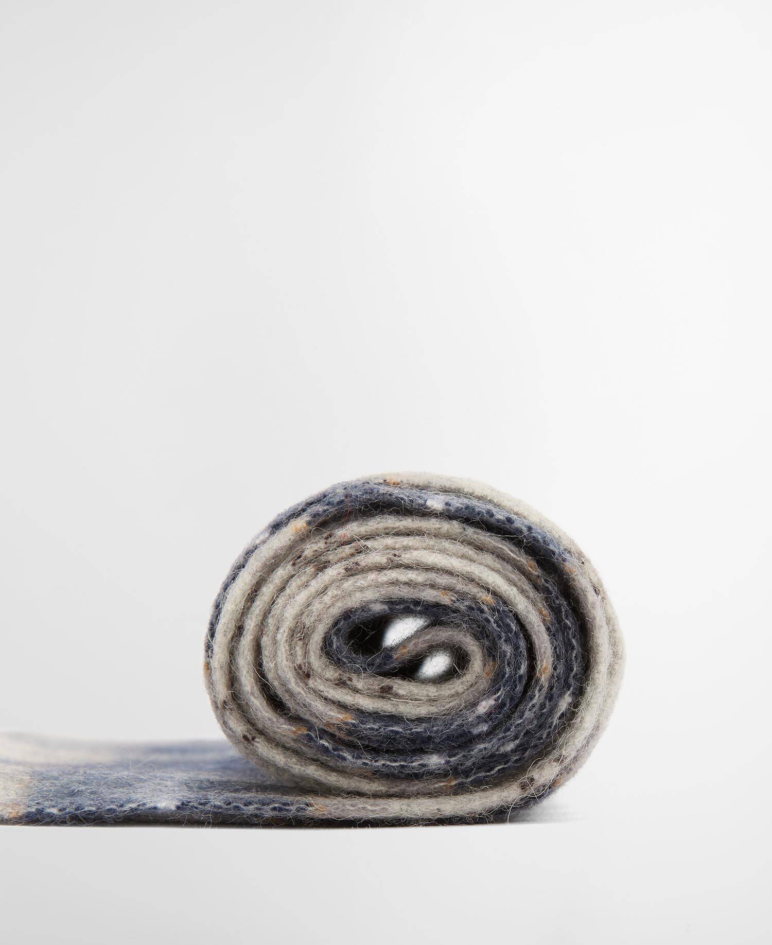 Tartan Scarf & Glove Gift Set image number 6