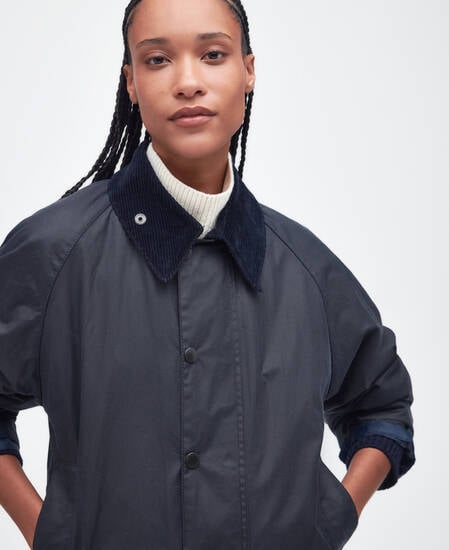 Beaufort&reg; Waxed Jacket Classic Navy