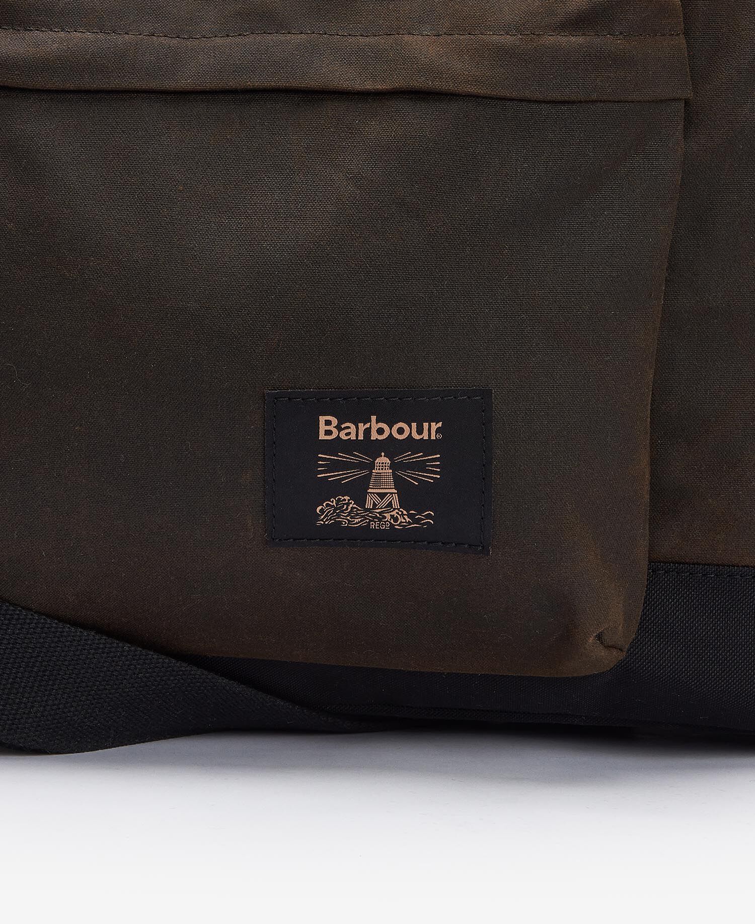 Essentioal Holdall ショルダーバッグ Barbour Buy Field Waxed Holdall for USD 285.00 | BARBOUR_US
