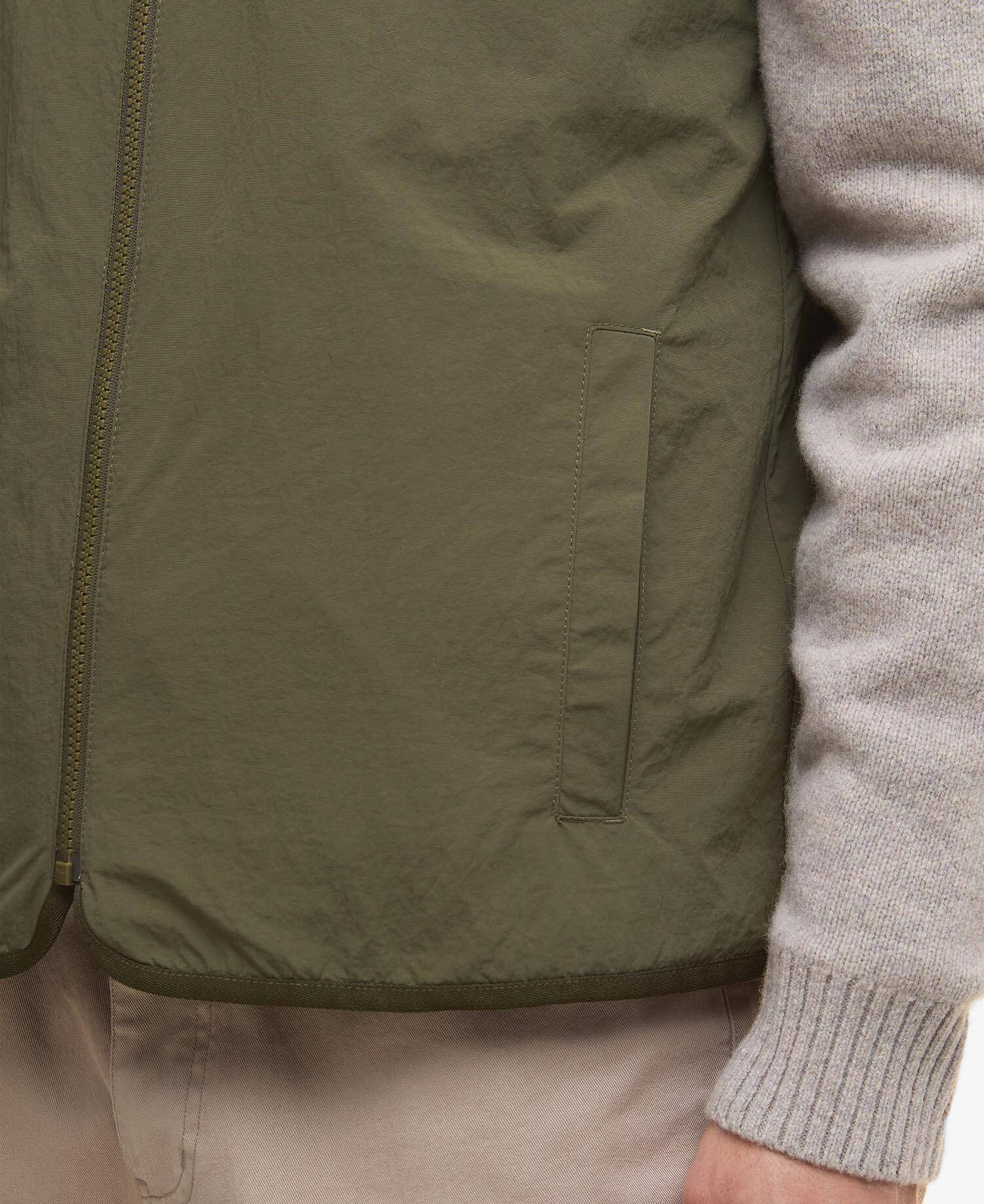 Reversible Fleece Gilet image number 6