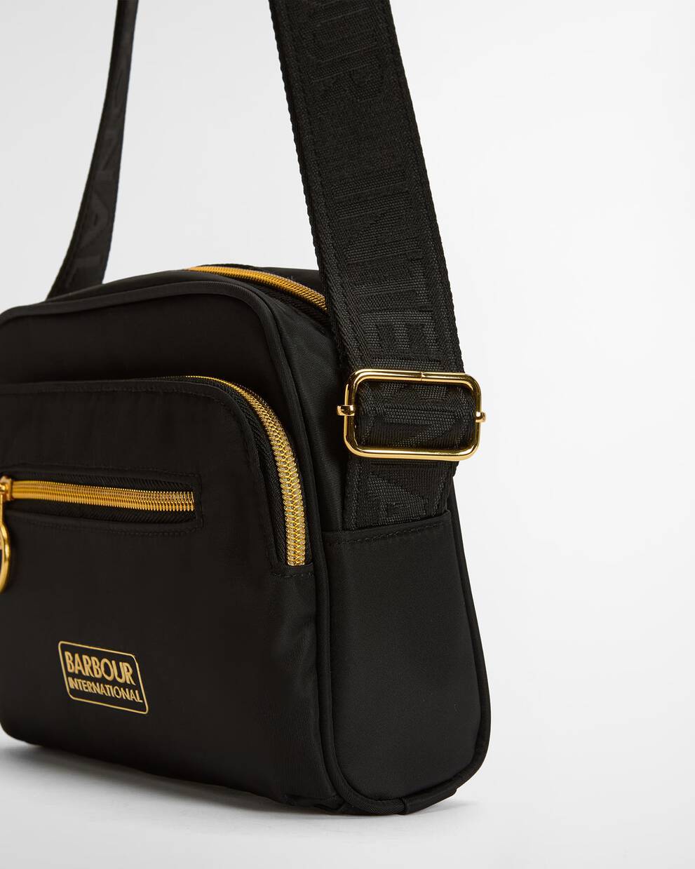 Qualify City Crossbody