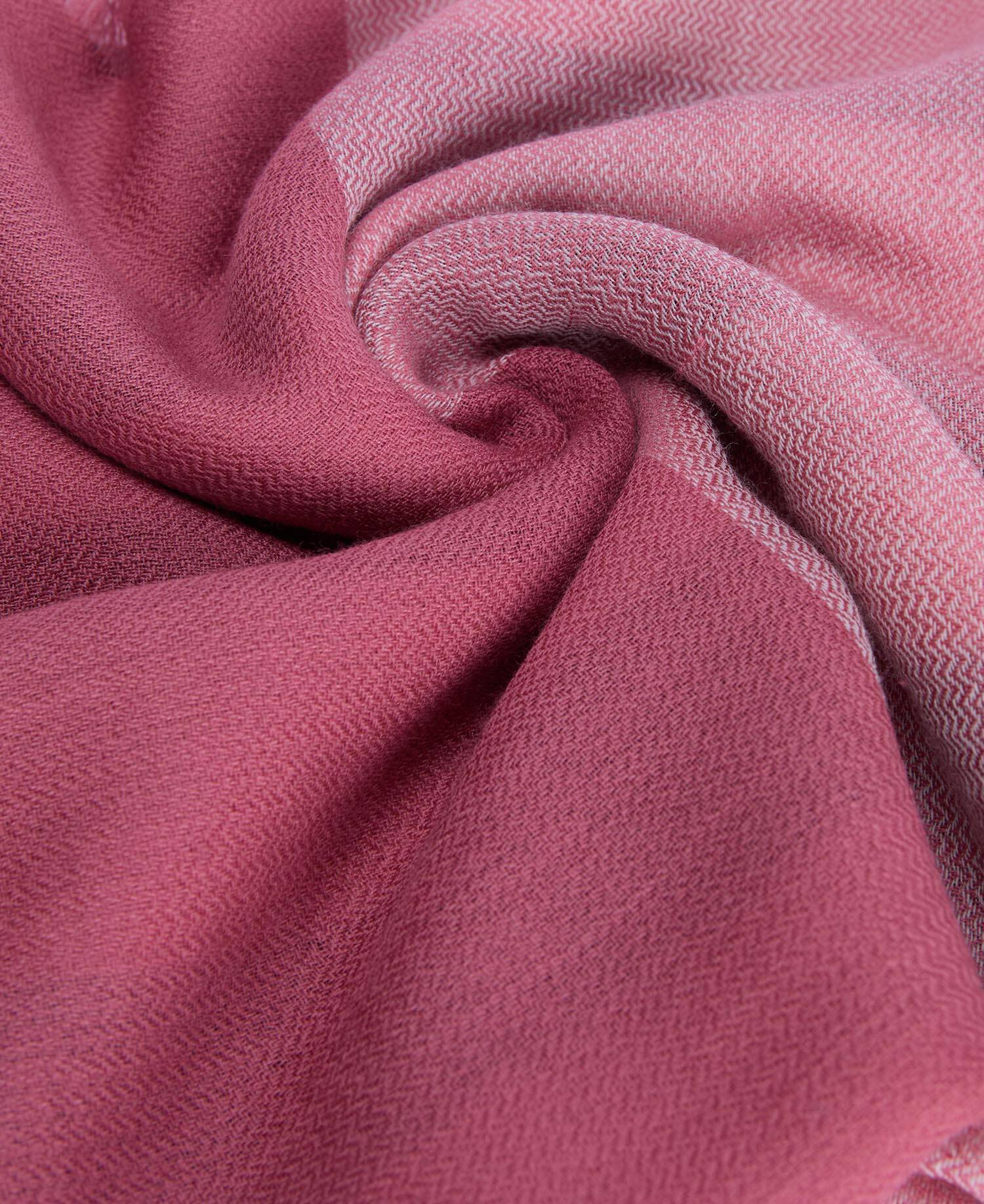 Sciarpa in tartan Cynthia image number 4