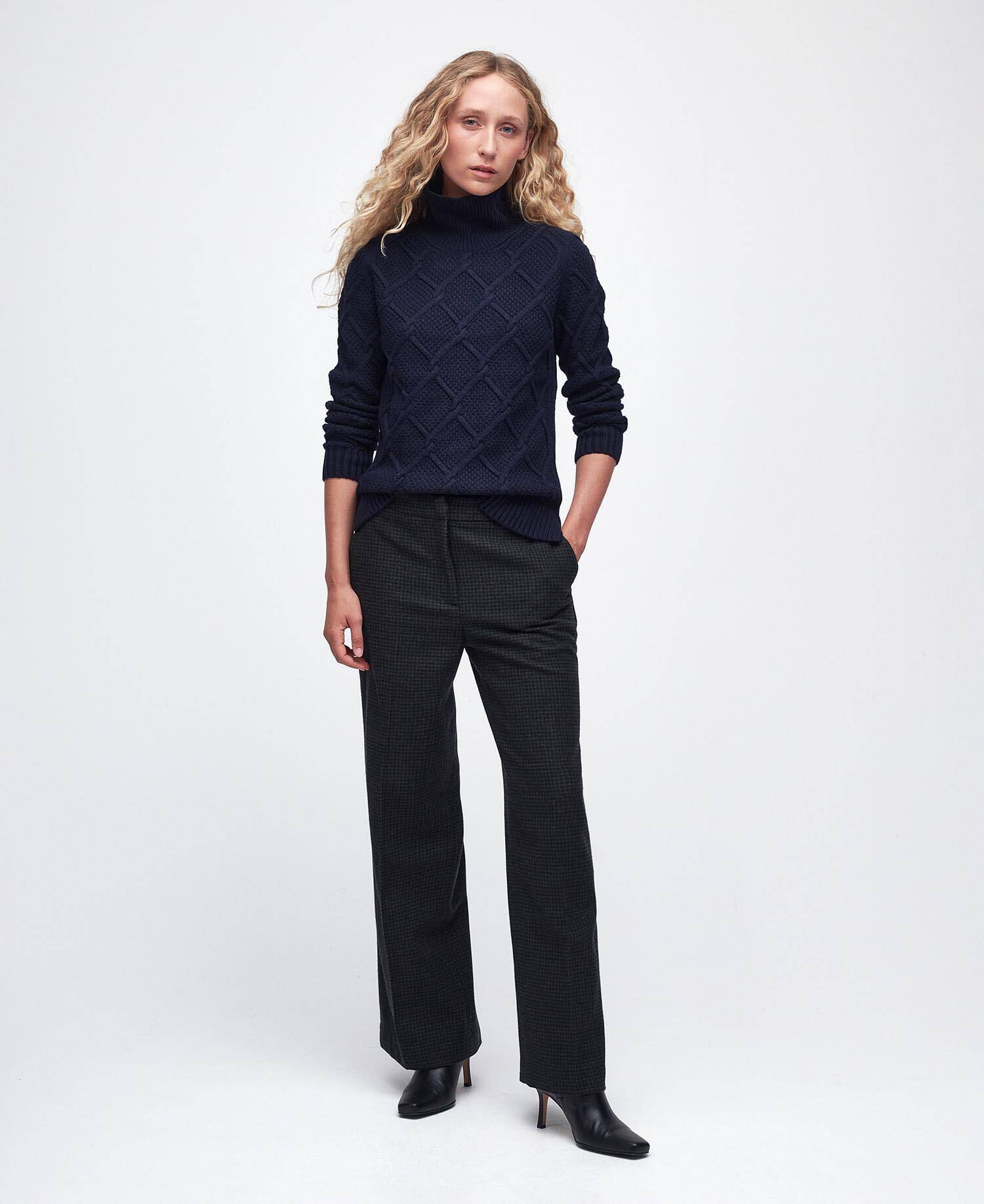 Felpa a maglia con collo arrotolato Burne image number 1