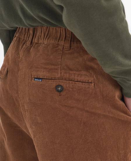 Pantaloni in velluto stretch a coste sottili dalla vestibilità comoda 