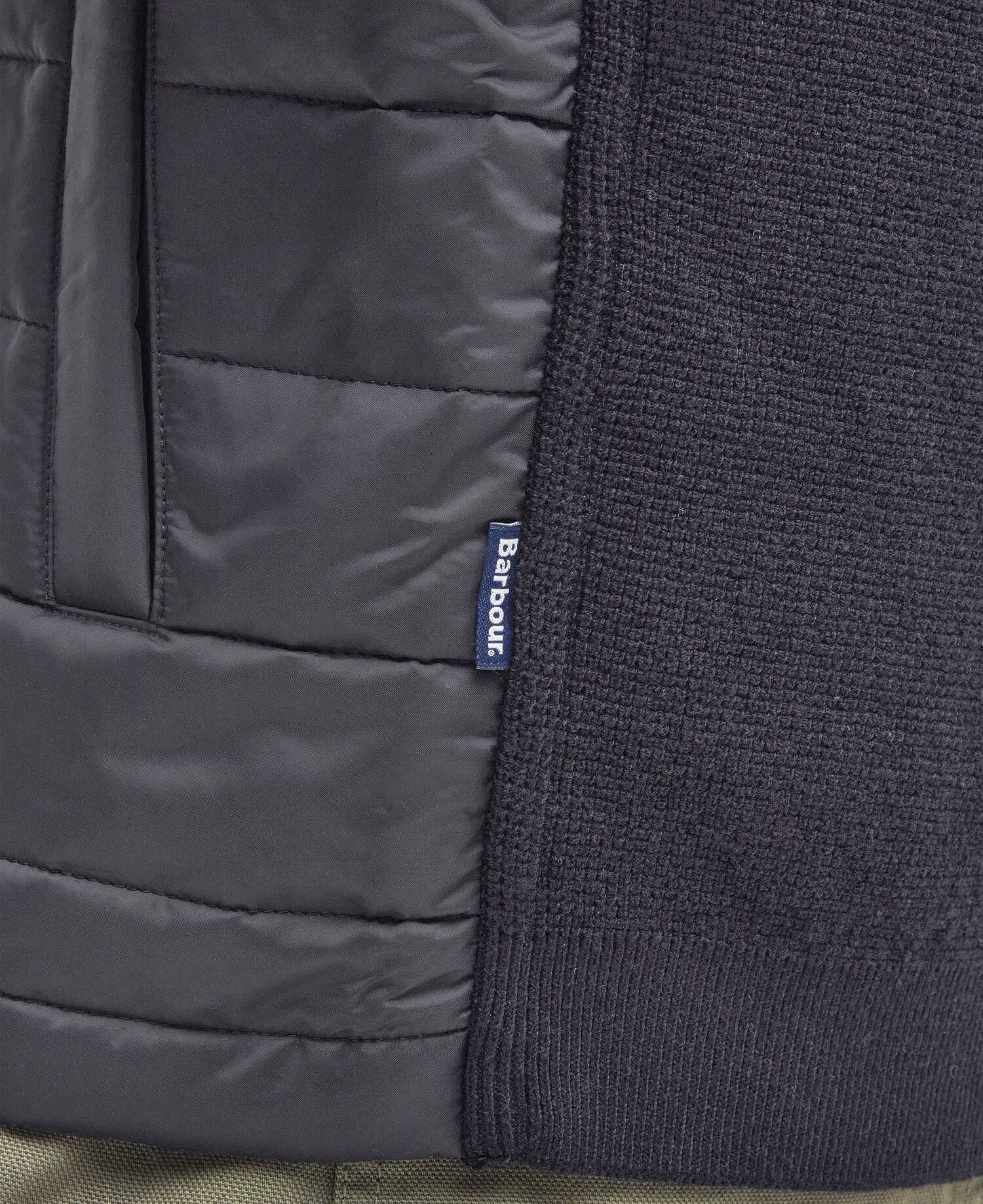 Essential Gilet image number 5