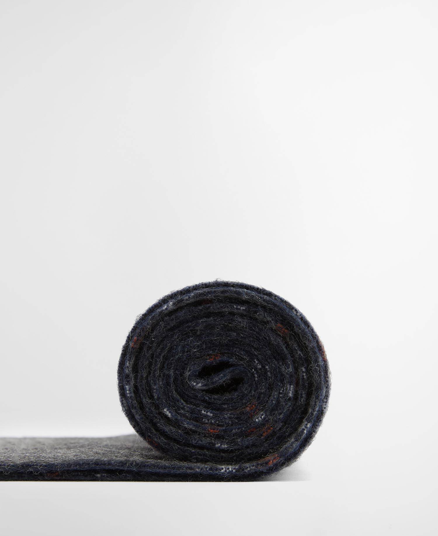 Marsden Reversible Lambswool Scarf image number 3