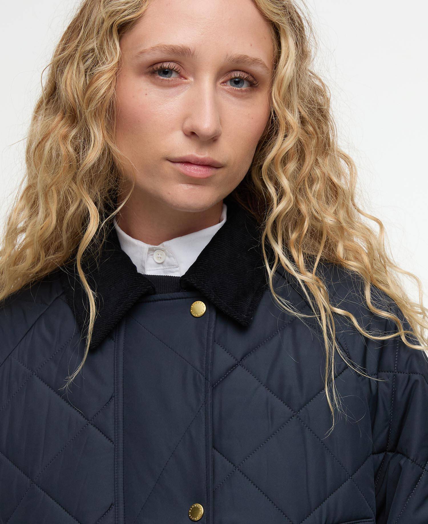 Aldburgh Quilted Jacket Navy/Dress Tartan image number 3