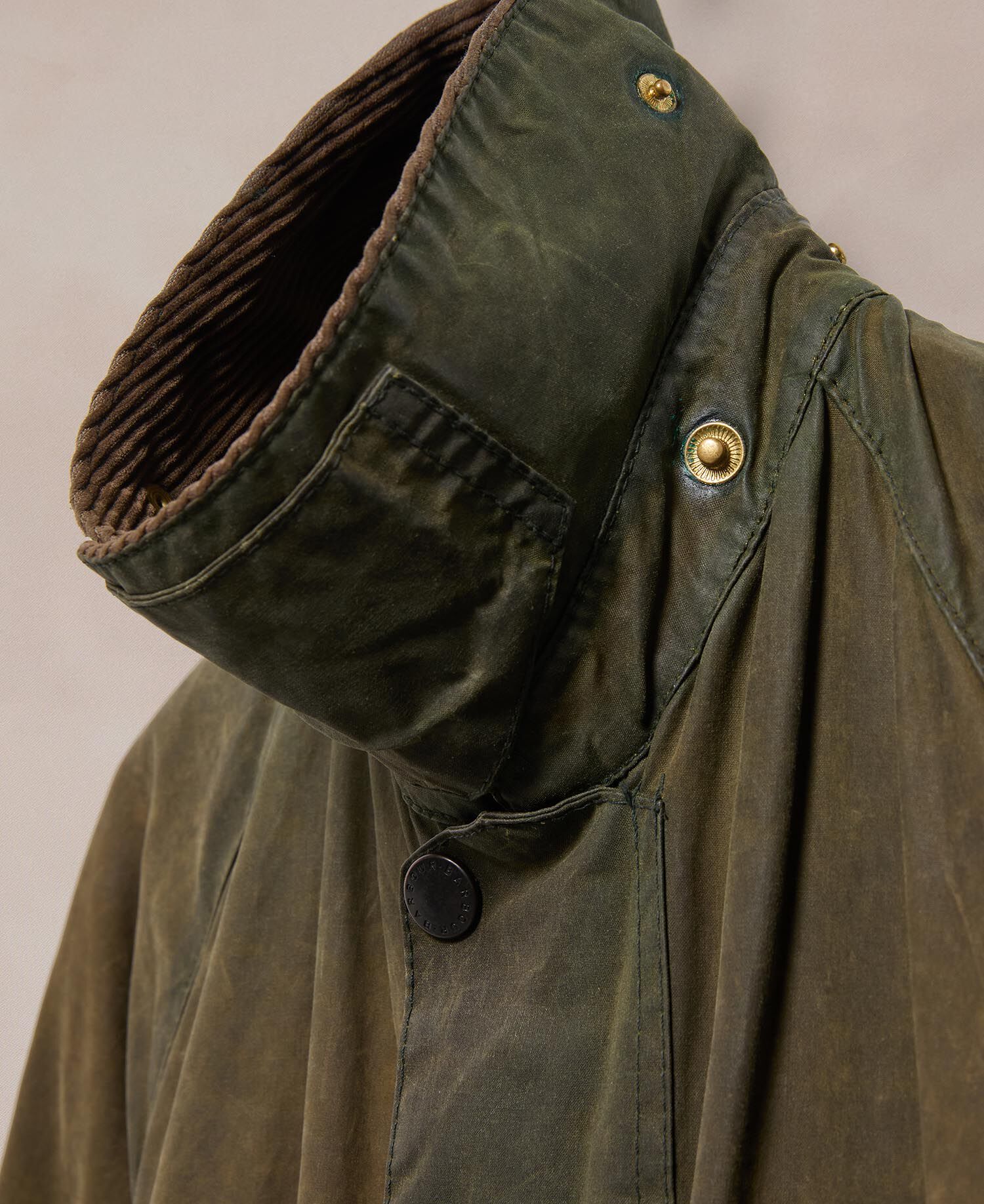 Barbour Re-loved Men's Beaufort Waxed Jacket - Size 36 Olive