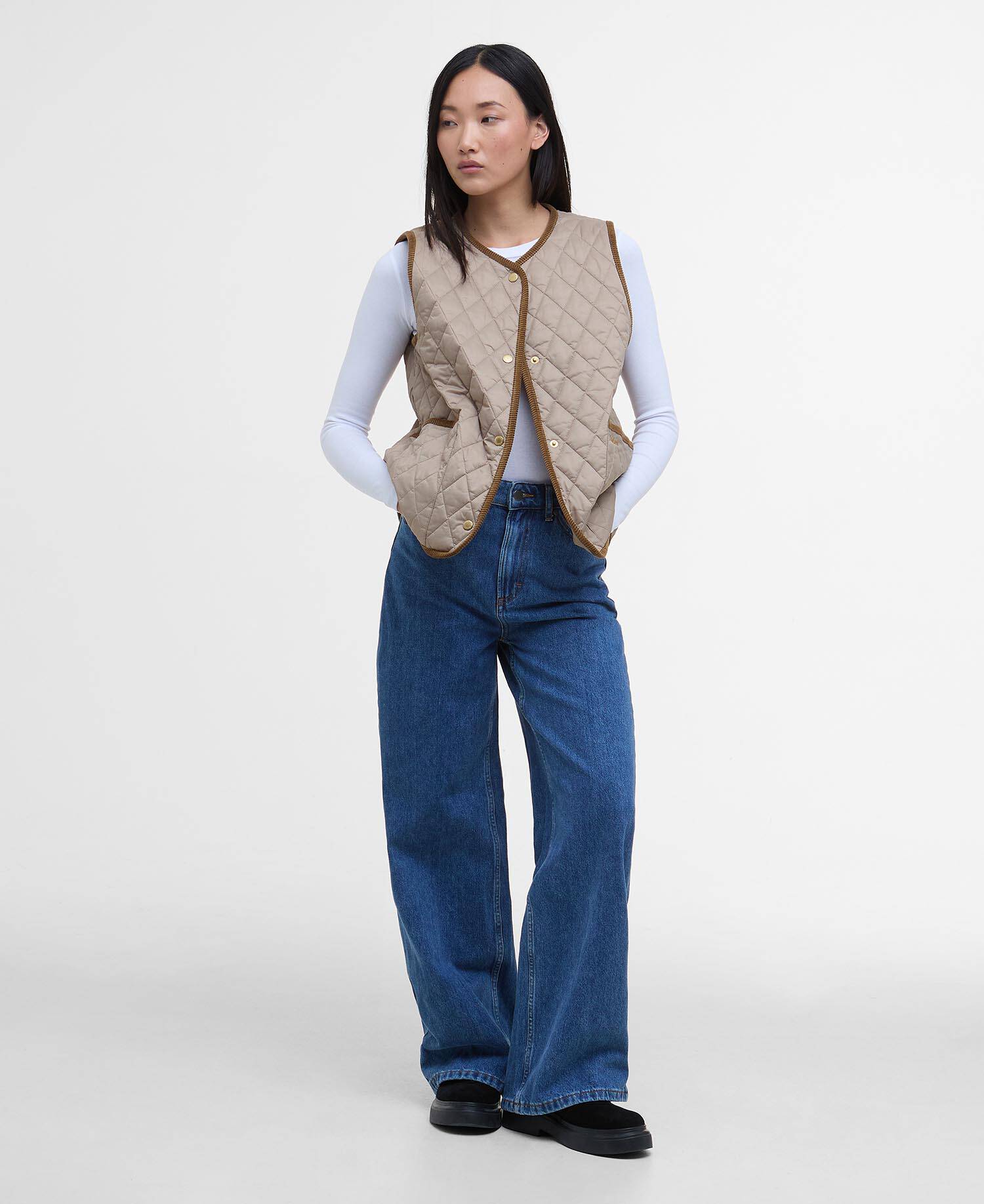 Wilma Liner image number 1