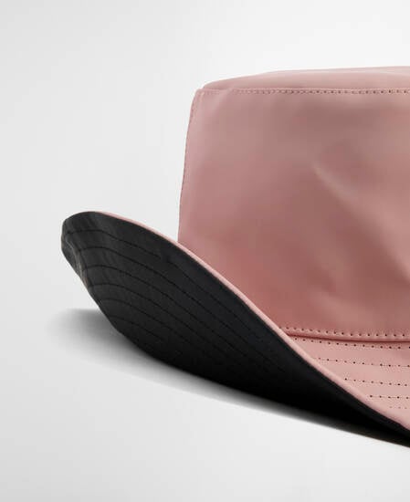 Thorpe Showerproof Bucket Hat Gardenia