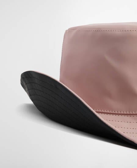 Thorpe Showerproof Bucket Hat Gardenia