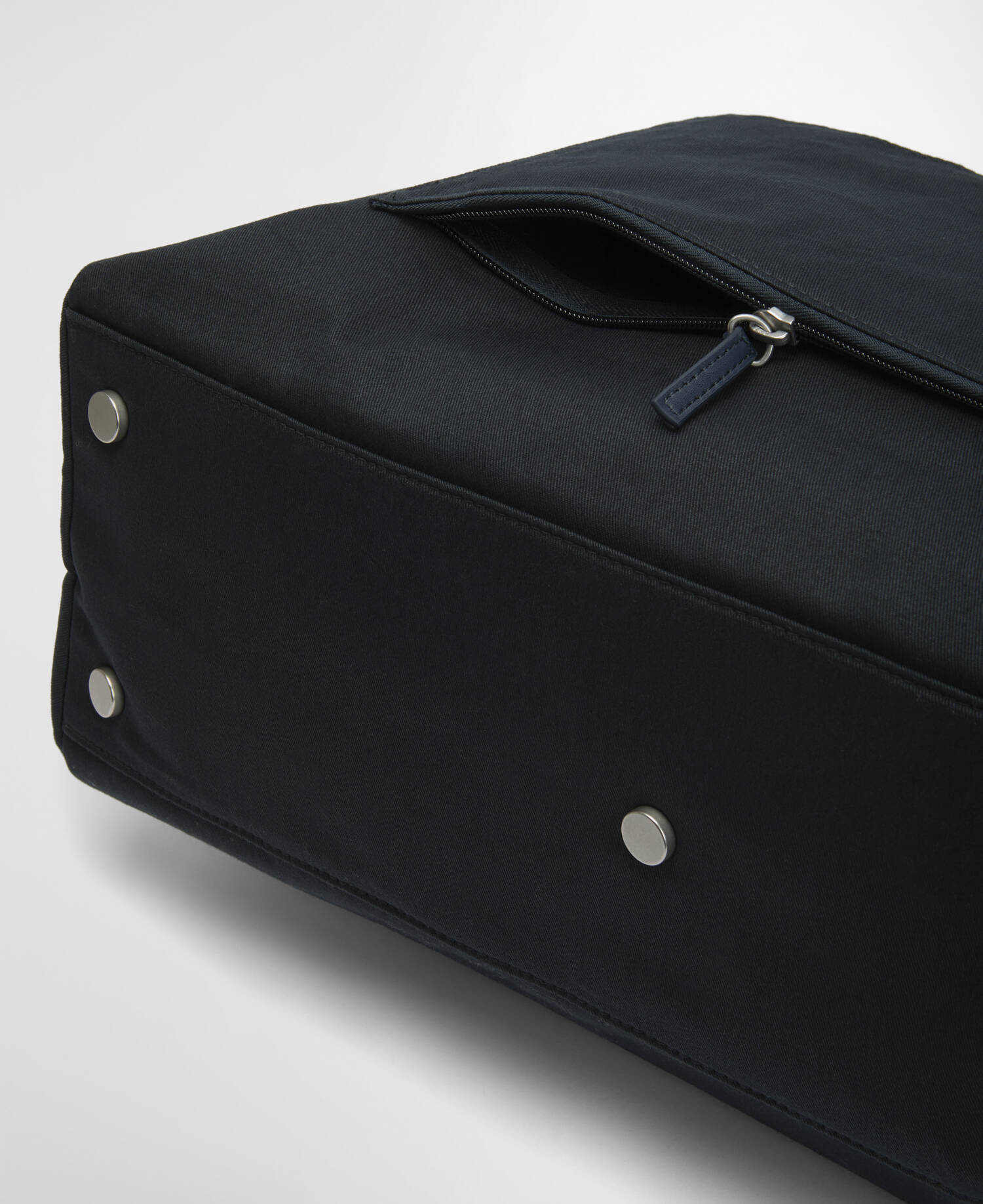 Cascade Holdall Bag Navy image number 8