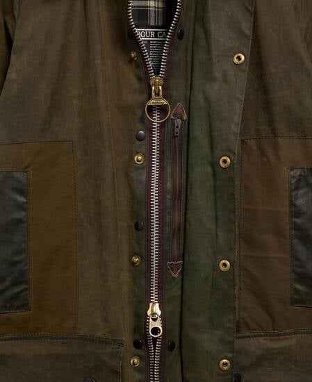 Barbour Re-loved Men's Beaufort Waxed Jacket - Size 36 Olive