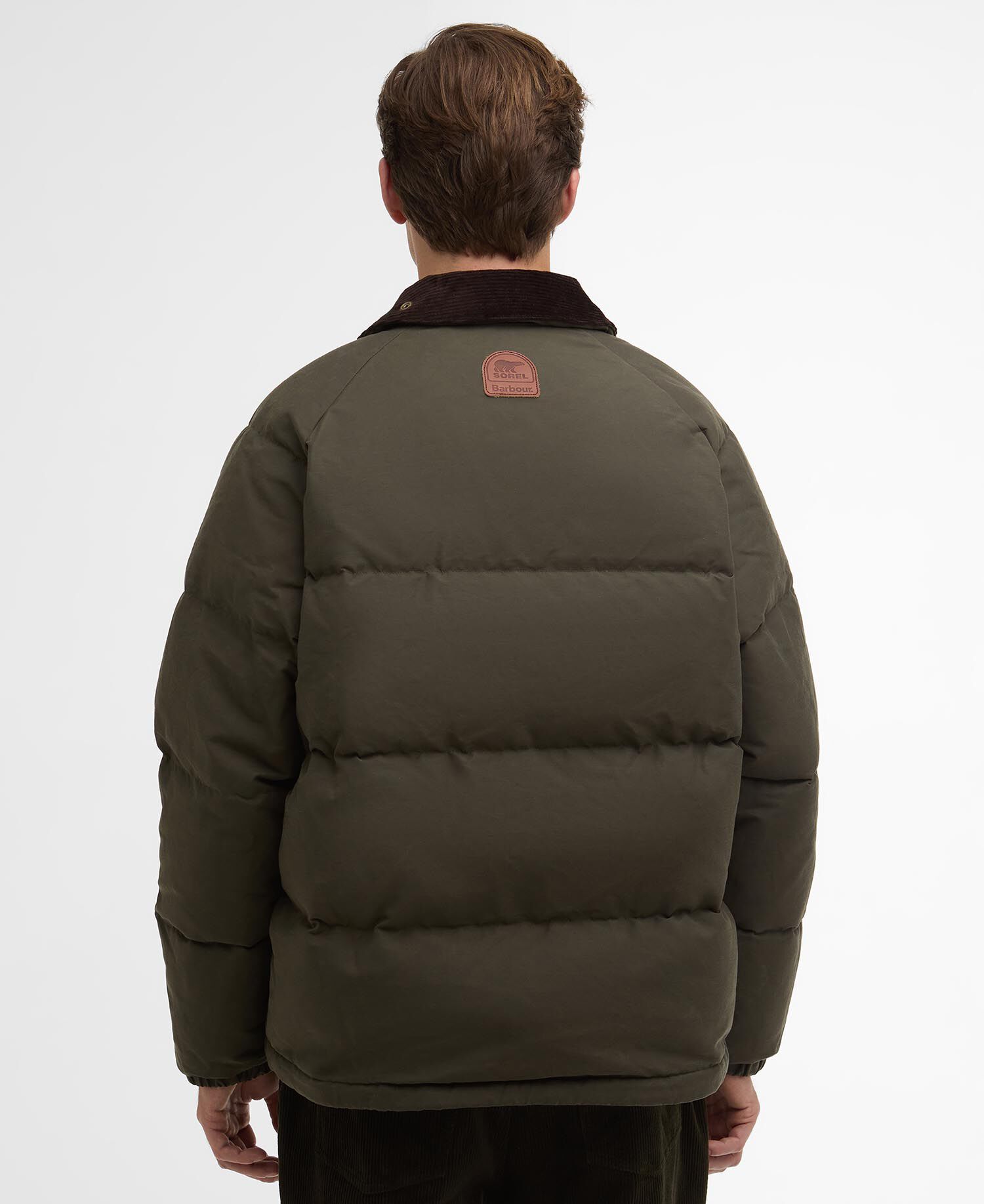 【Barbour x TOMORROWLAND】　TRANSPORT I go back and forth on this Barbour transport jacket. Sometimes I