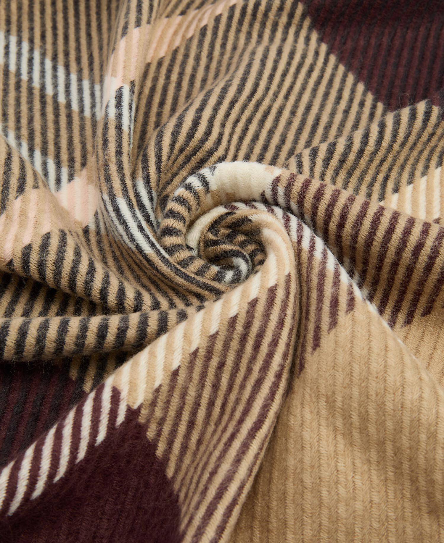 Blair Tartan Scarf image number 4