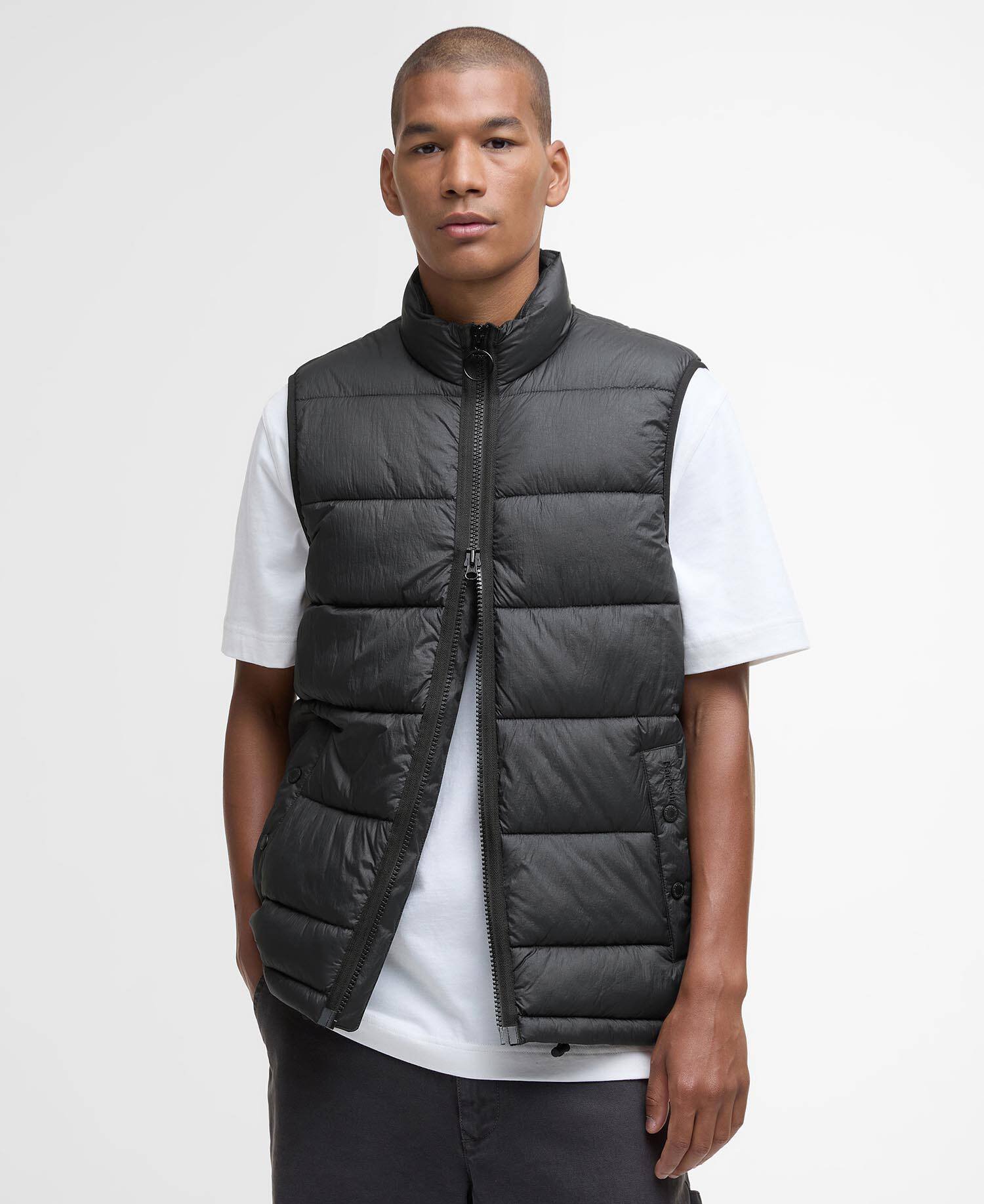 Offshore Quilted Gilet Black image number 0