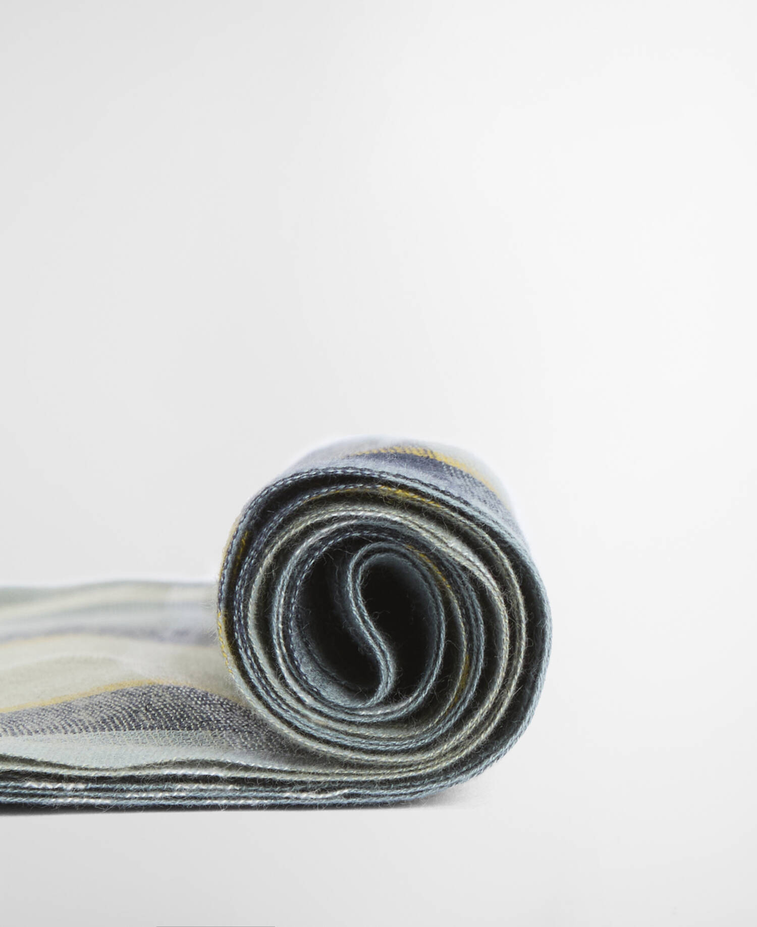 Schal Welton Tartan image number 3