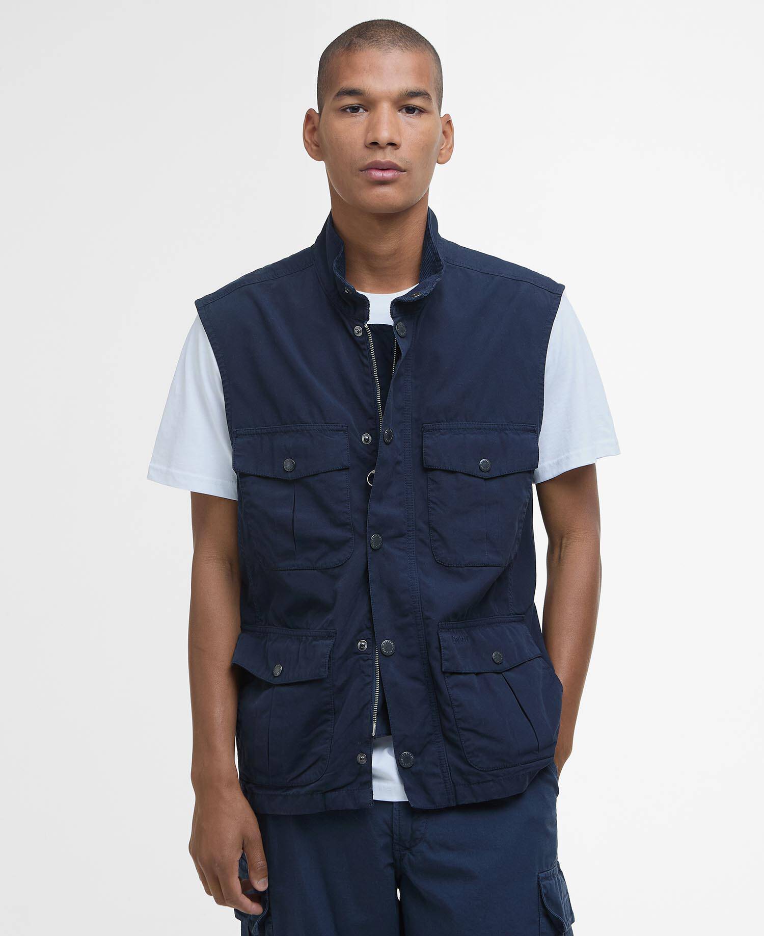 Casual Corbridge Gilet Classic Navy image number 0