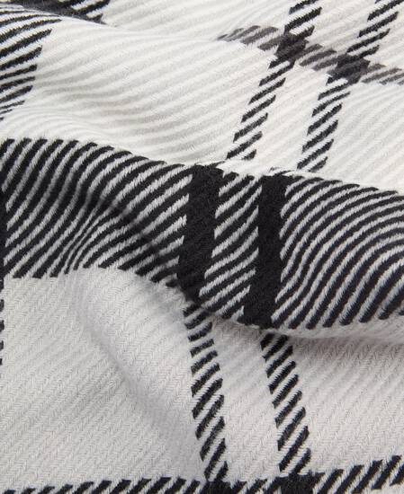 Pendle Beanie & Blair Scarf Gift Set Monochrome
