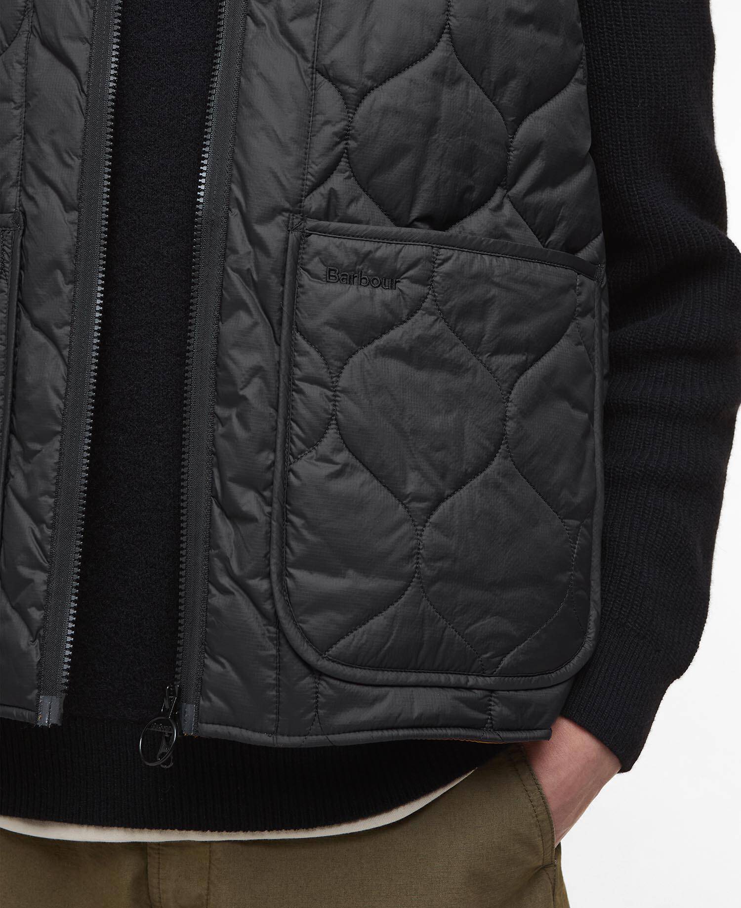 Re-Engineered Utility Liddesdale Gilet image number 4
