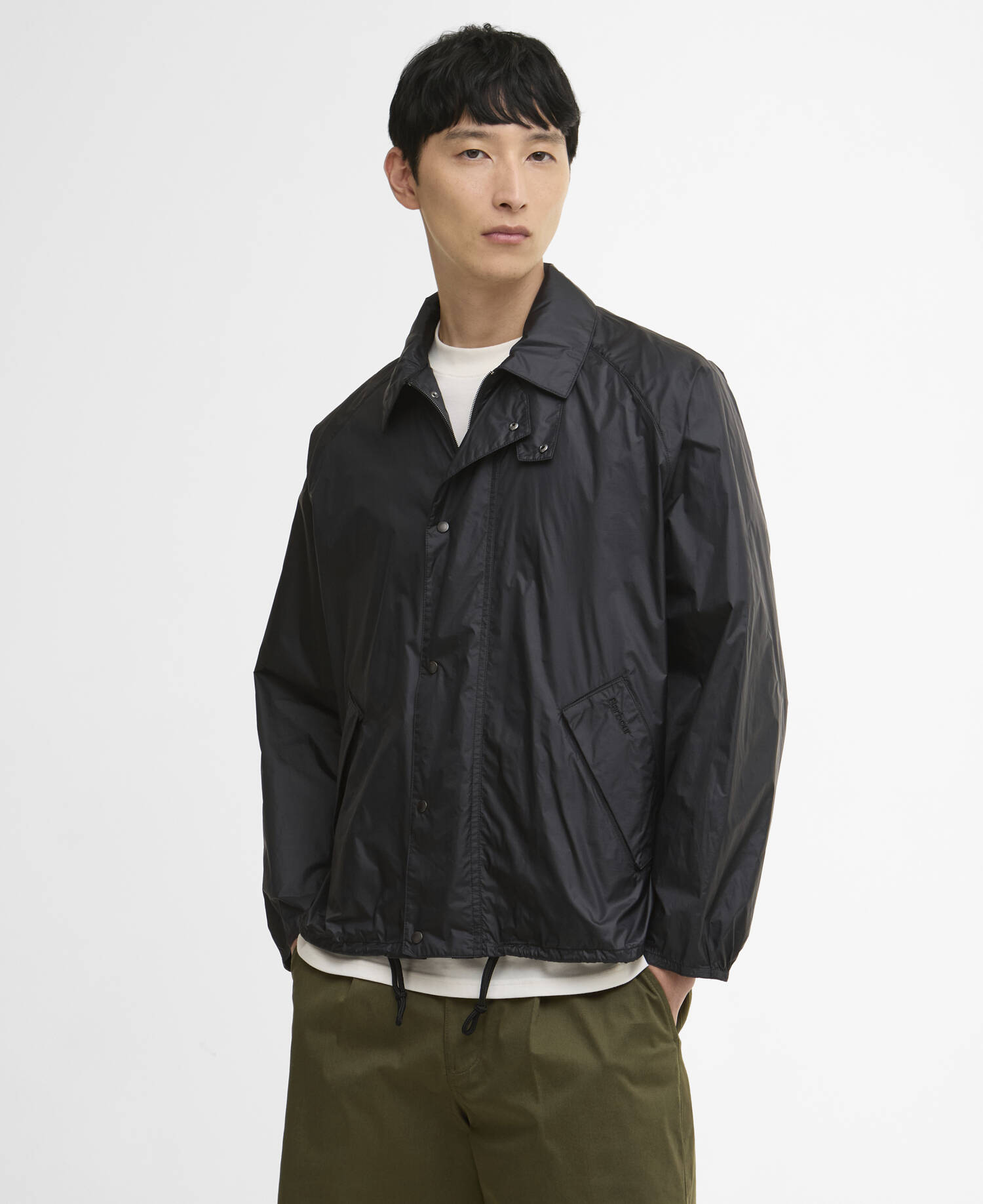 Transport UV Showerproof Jacket Black image number 0