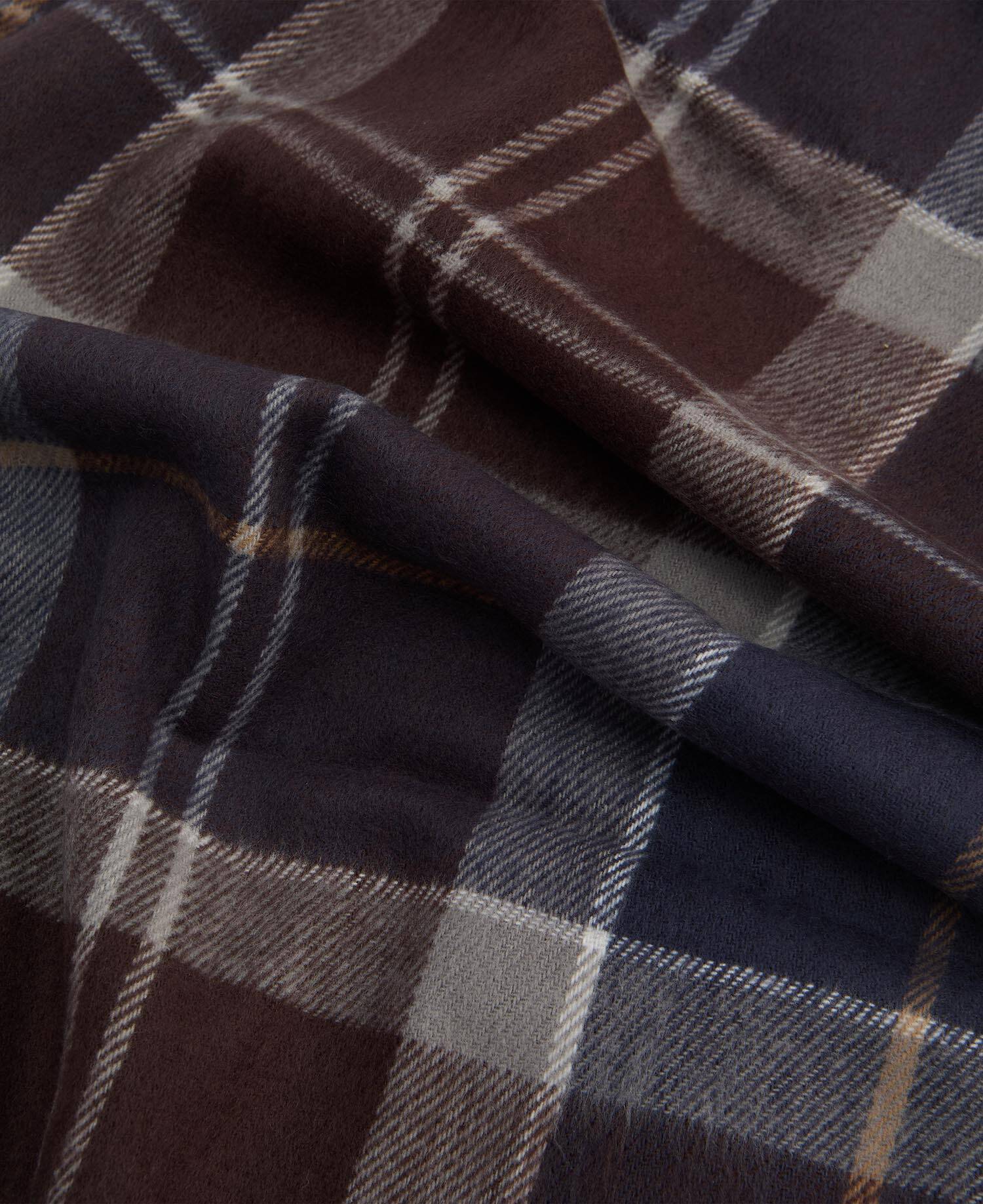 Set regalo con berretto Swinton e sciarpa Galingale image number 8