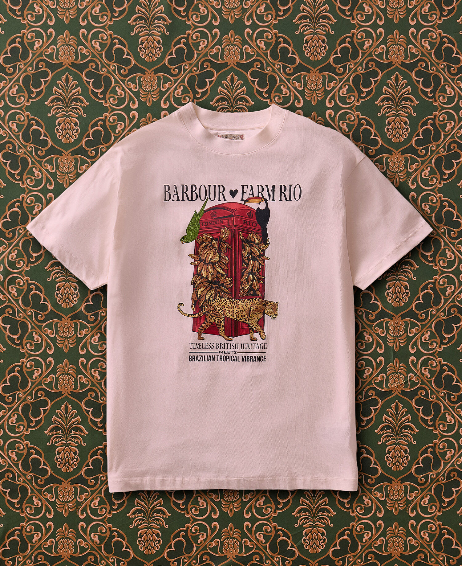 Barbour FARM Rio T-Shirt Maria Clara Graphic Rosa