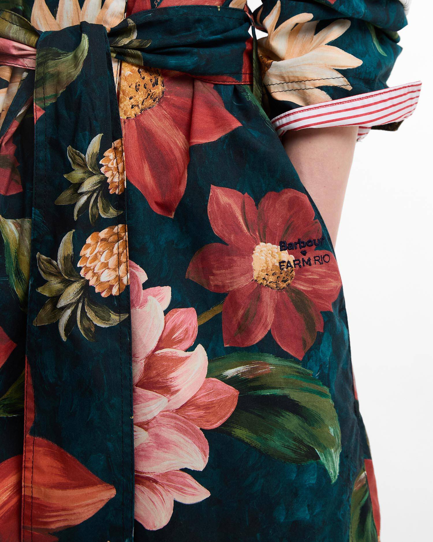 Barbour FARM Rio Gardenia Casual Jacket Navy Wild Flower/Navy Flower image number 5