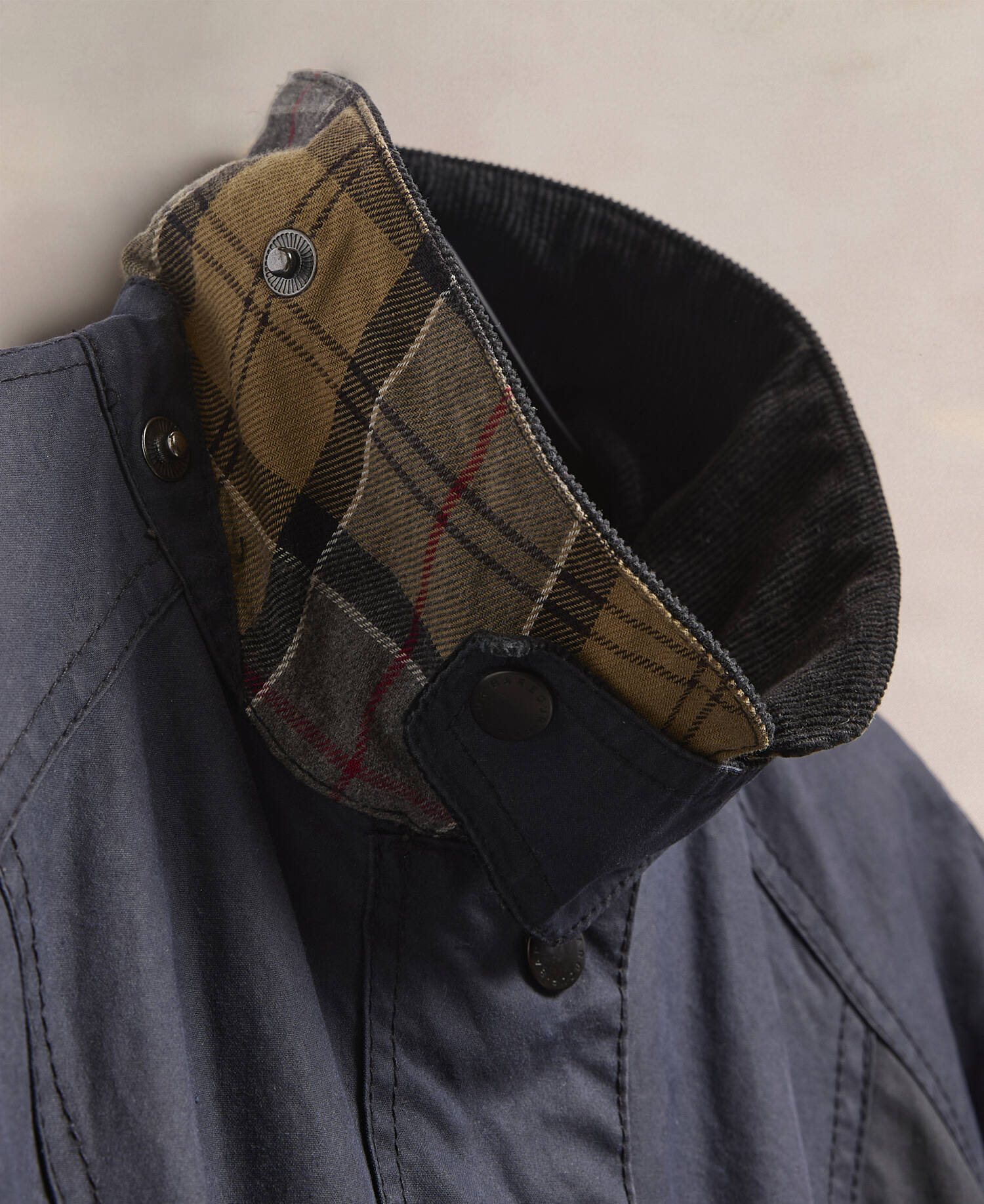 Barbour Re-Loved Women's Beadnell Waxed Jacket image number 4