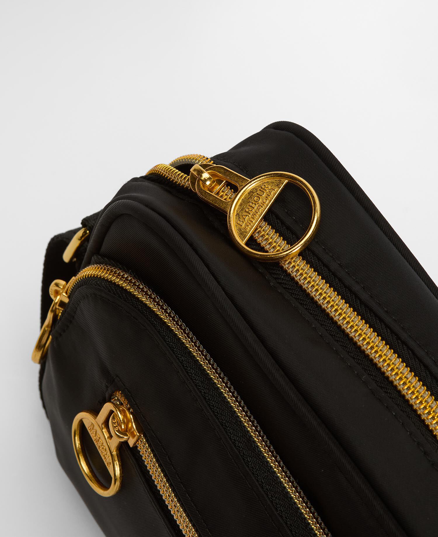 Qualify City Crossbody Black