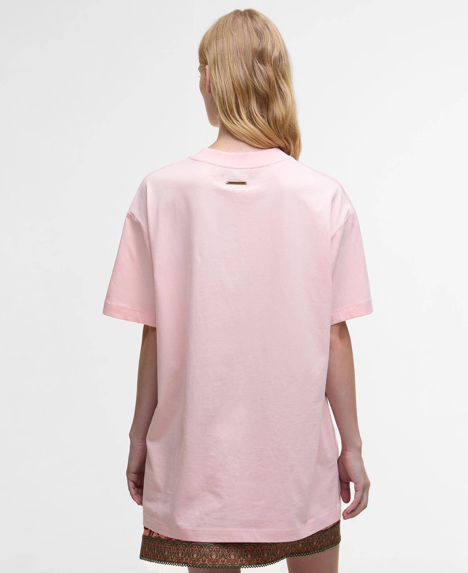 Barbour FARM Rio T-Shirt Maria Clara Graphic Rosa image number 2