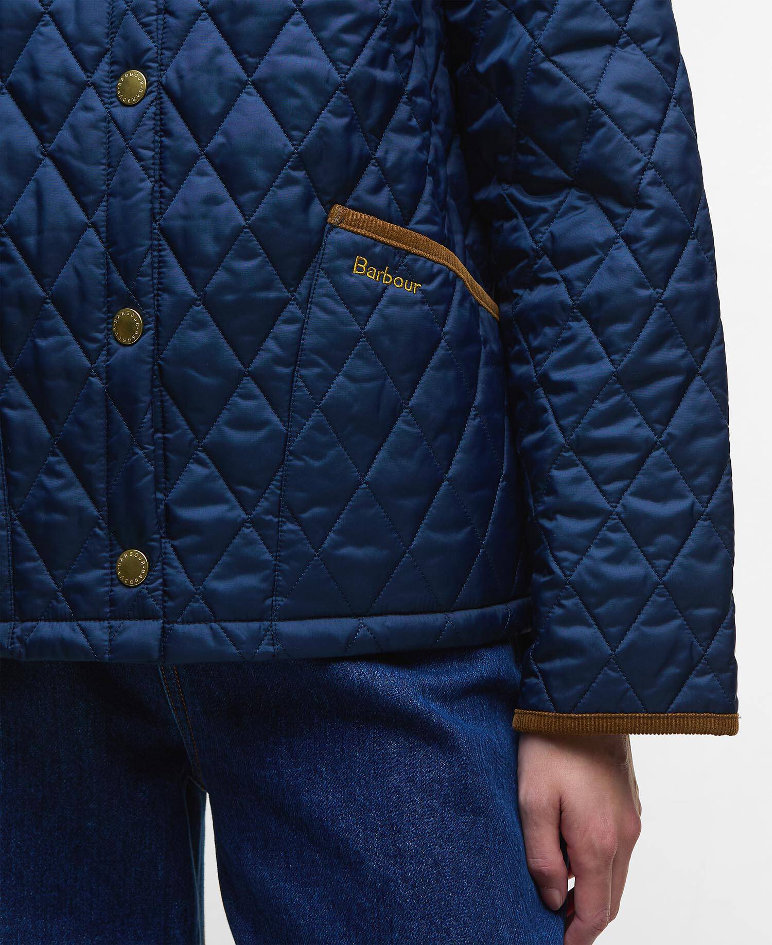 Icons Cropped Liddesdale Quilted Jacket image number 4