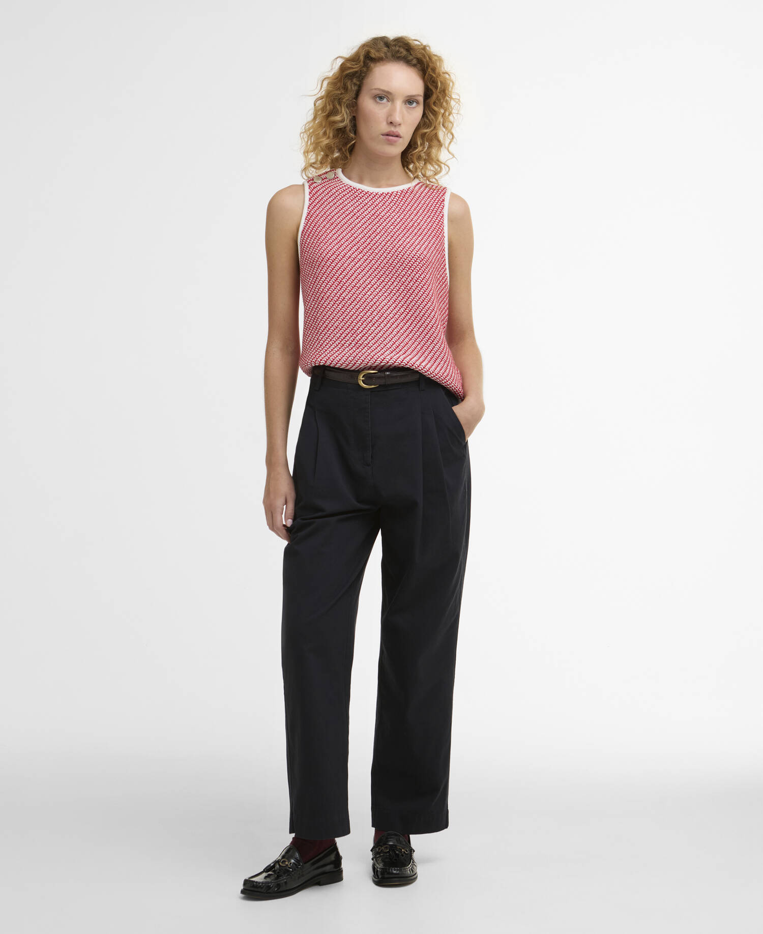 Amanda Knitted Vest Poppy Red image number 1