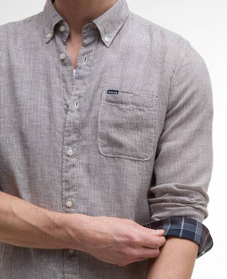 Linton Tailored Long-Sleeved Shirt Dark Oak Linton Tailored Long-Sleeved Shirt Dark Oak