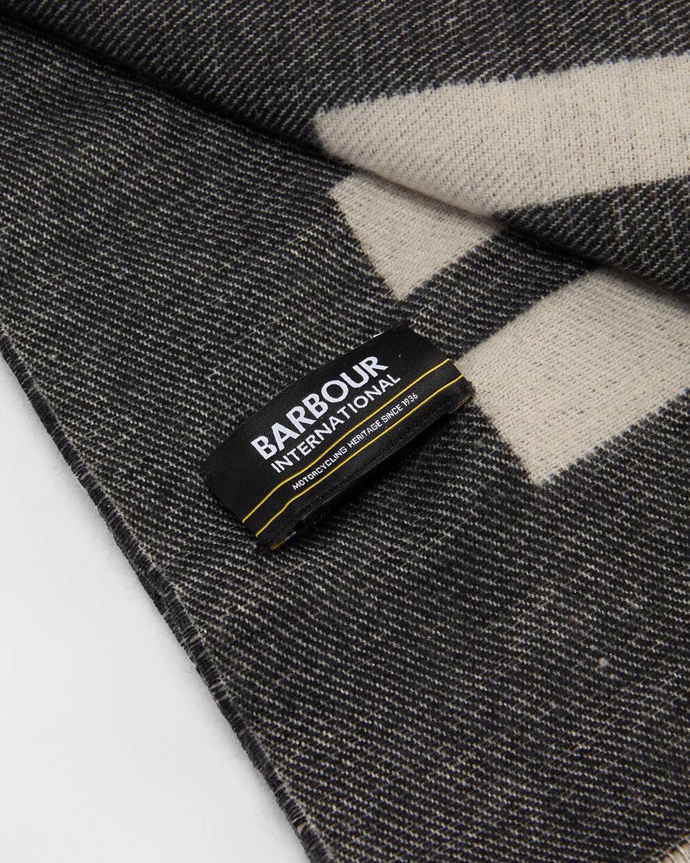 Pendle Beanie & Milla Scarf Gift Set