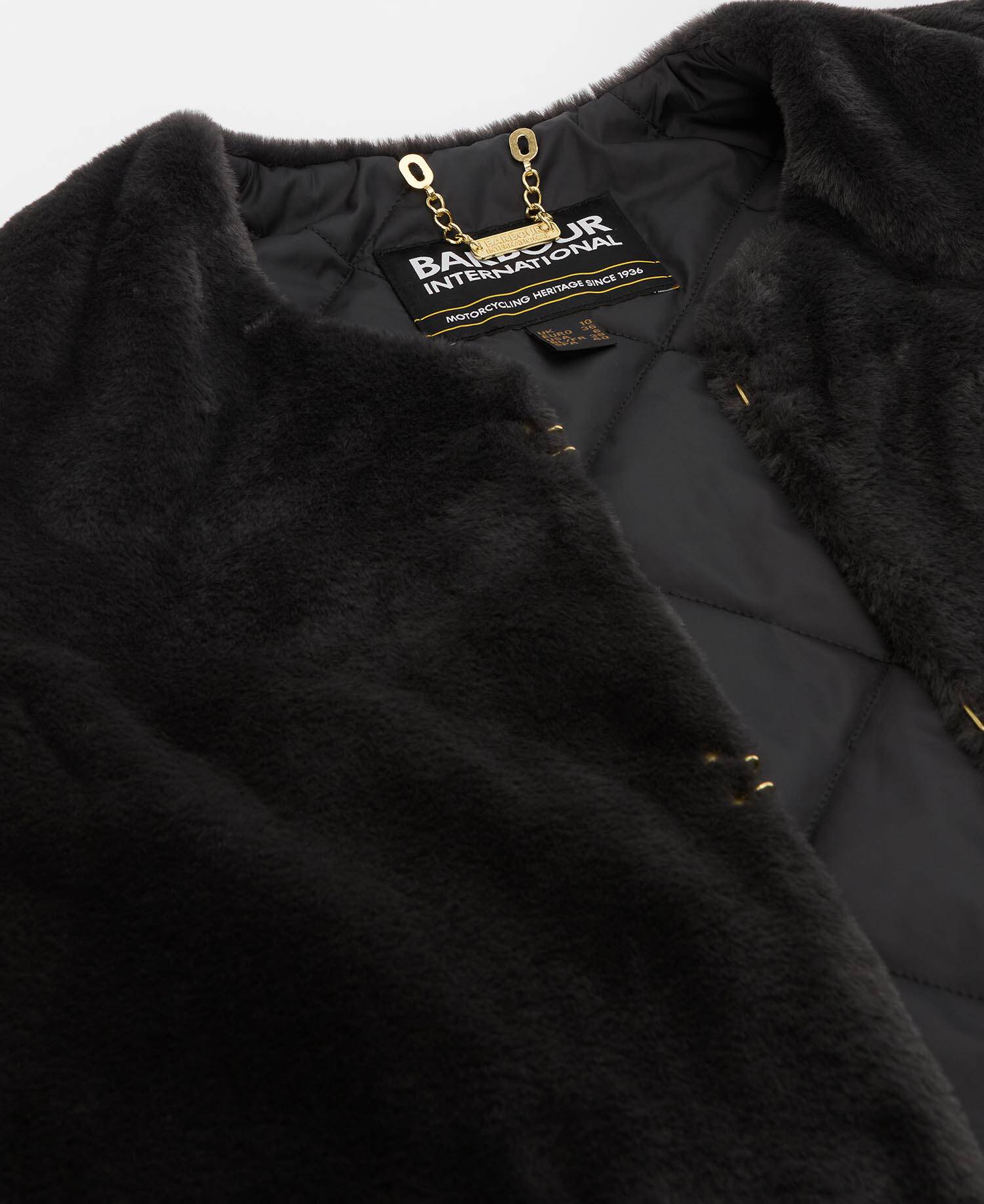 Mialn Fur Gilet Black image number 4