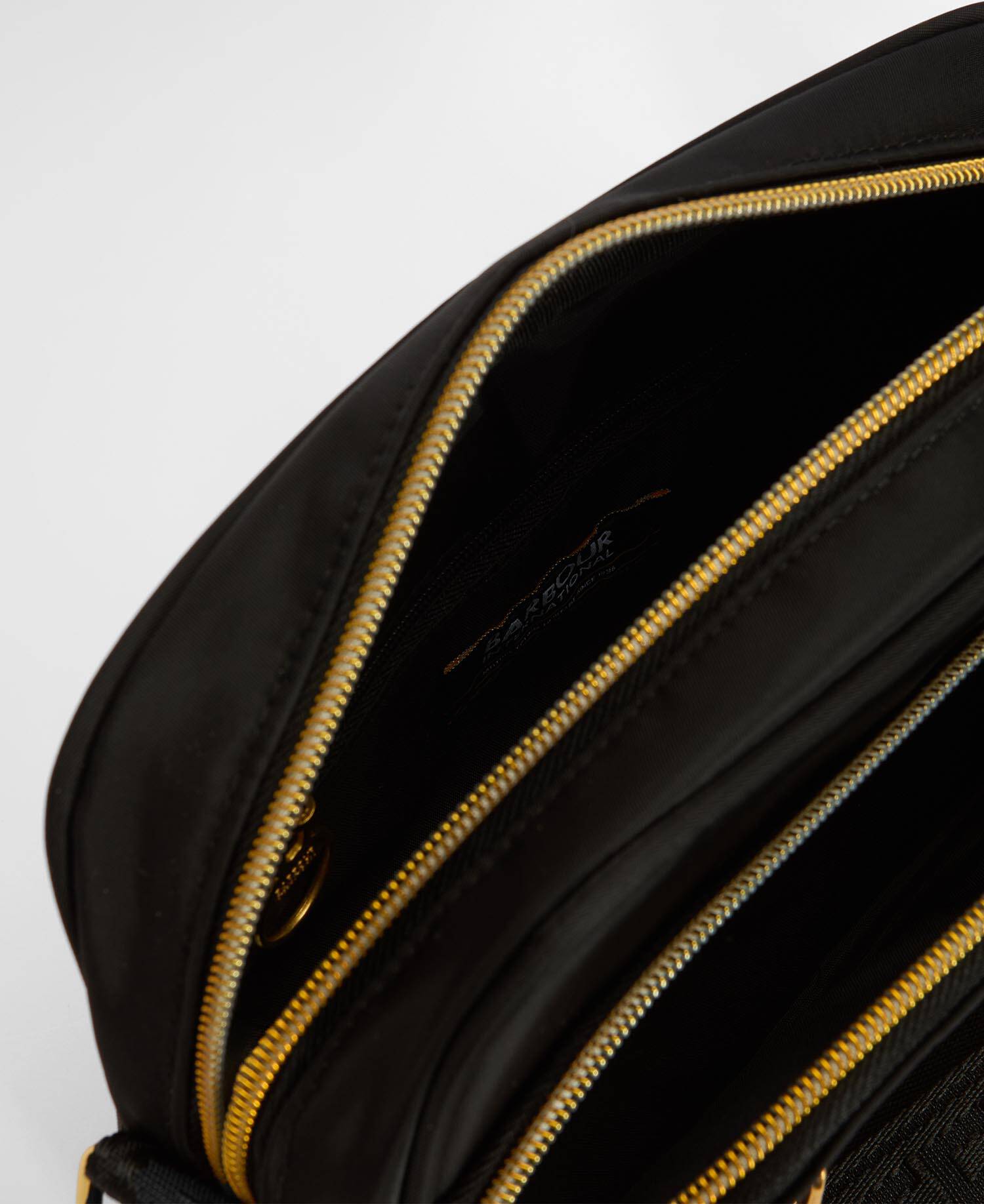 Qualify City Crossbody Black image number 7