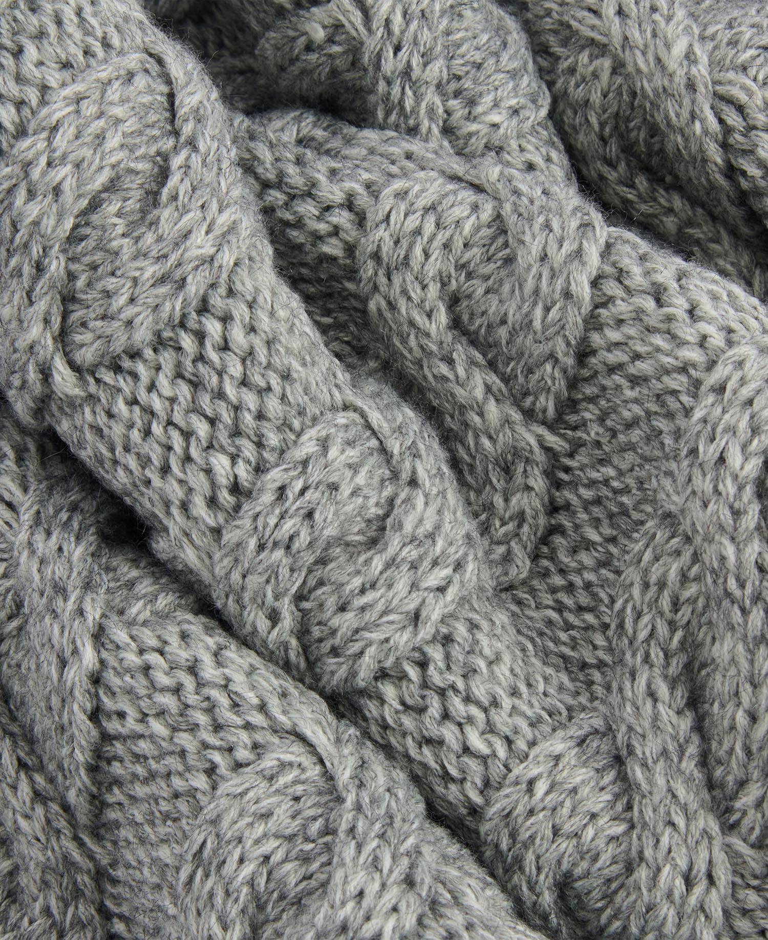 Set regalo con berretto e sciarpa Jesmond image number 8