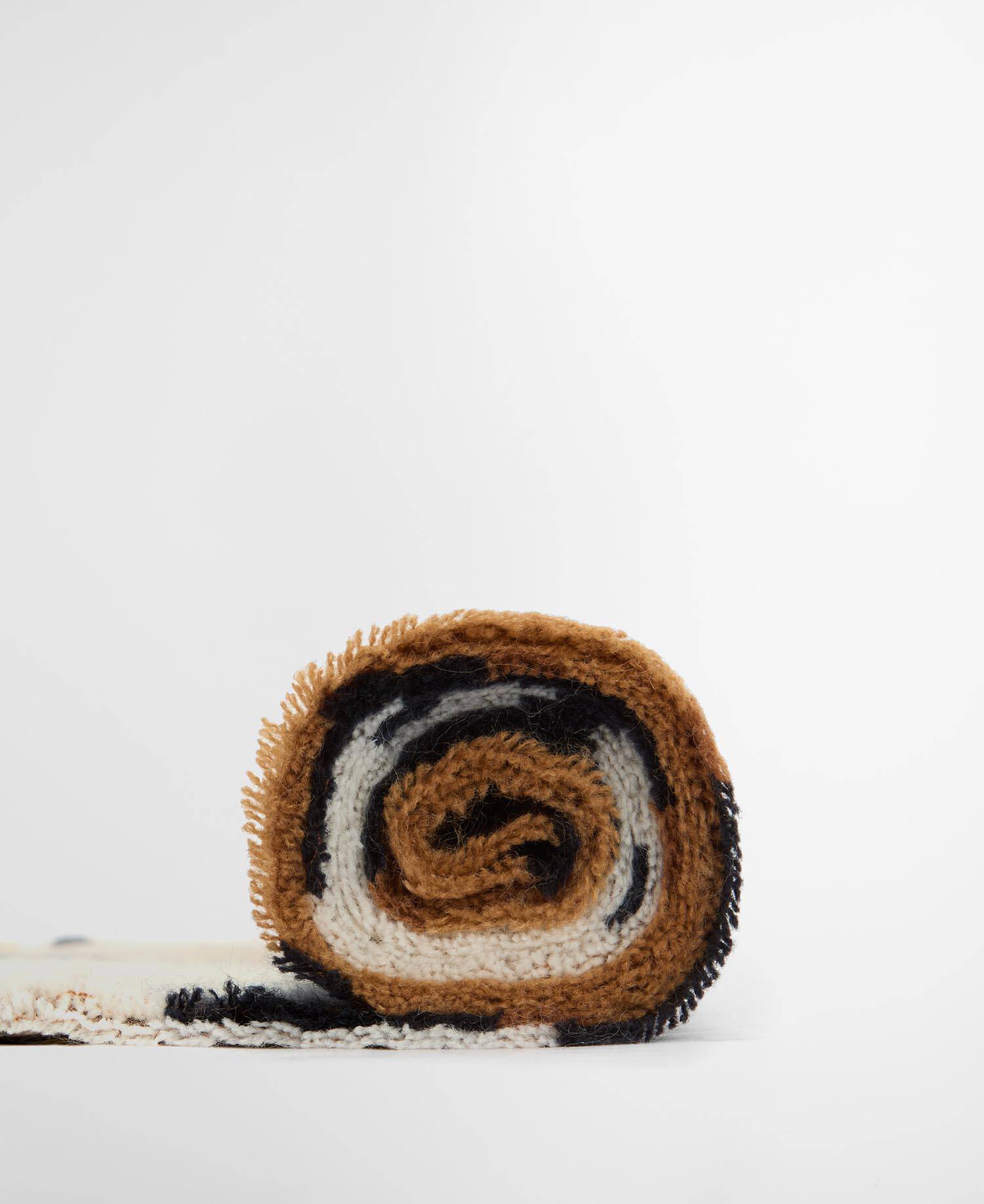 Pendle Beanie & Blair Scarf Gift Set image number 7