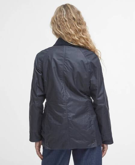 Lightweight Beadnell Waxed Jacket Royal Navy