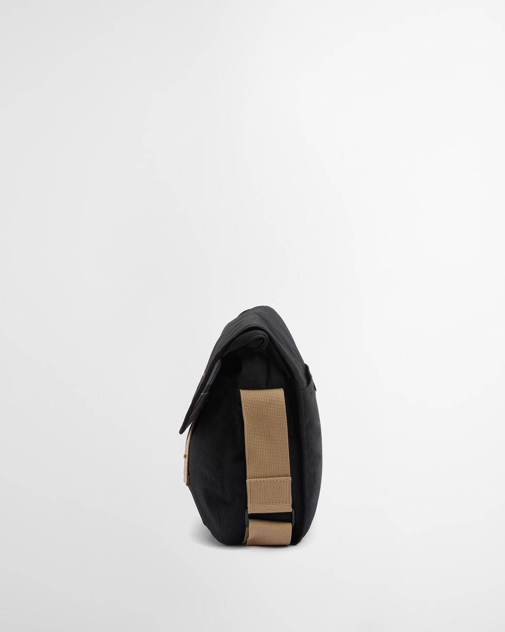 Transport Riever Crossbody Bag