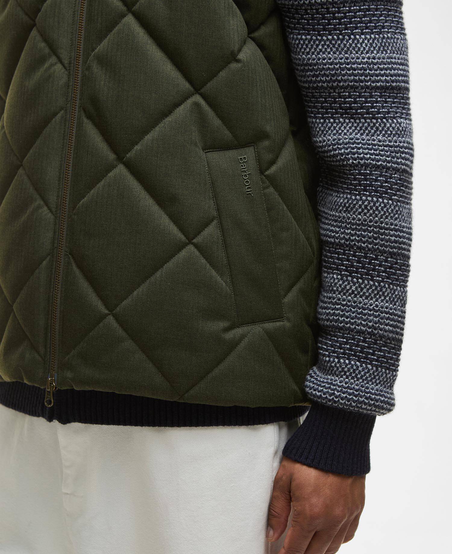 City Harrington Quilted Gilet Olive image number 3