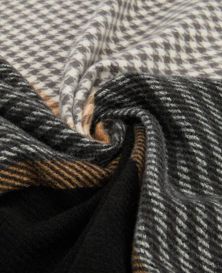 Sciarpa Melody con motivo a scacchi Charcoal Sciarpa Melody con motivo a scacchi Charcoal