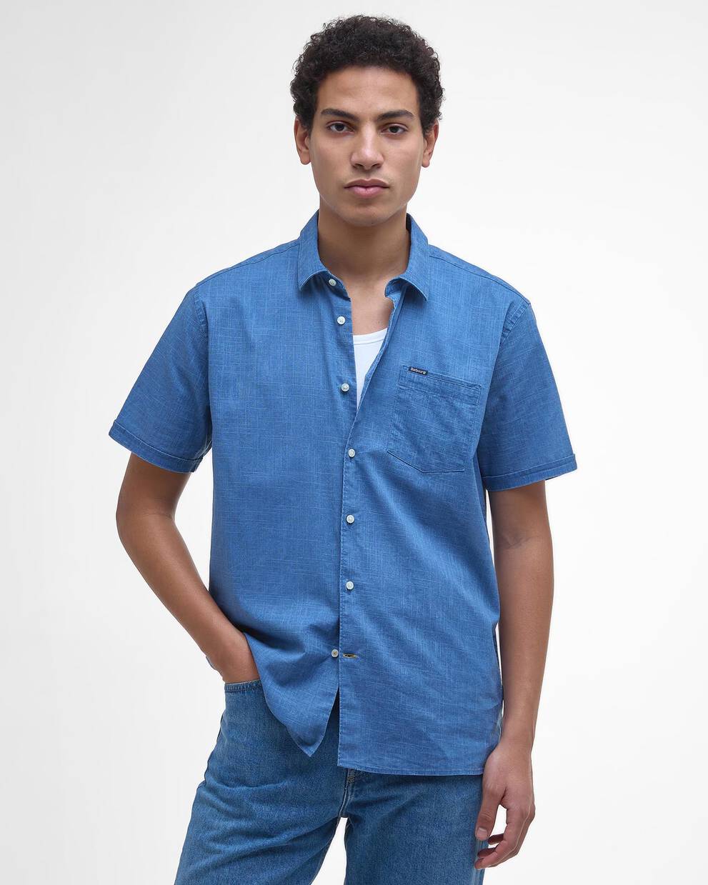 Camicia fiammata a maniche corte tinta con pigmenti