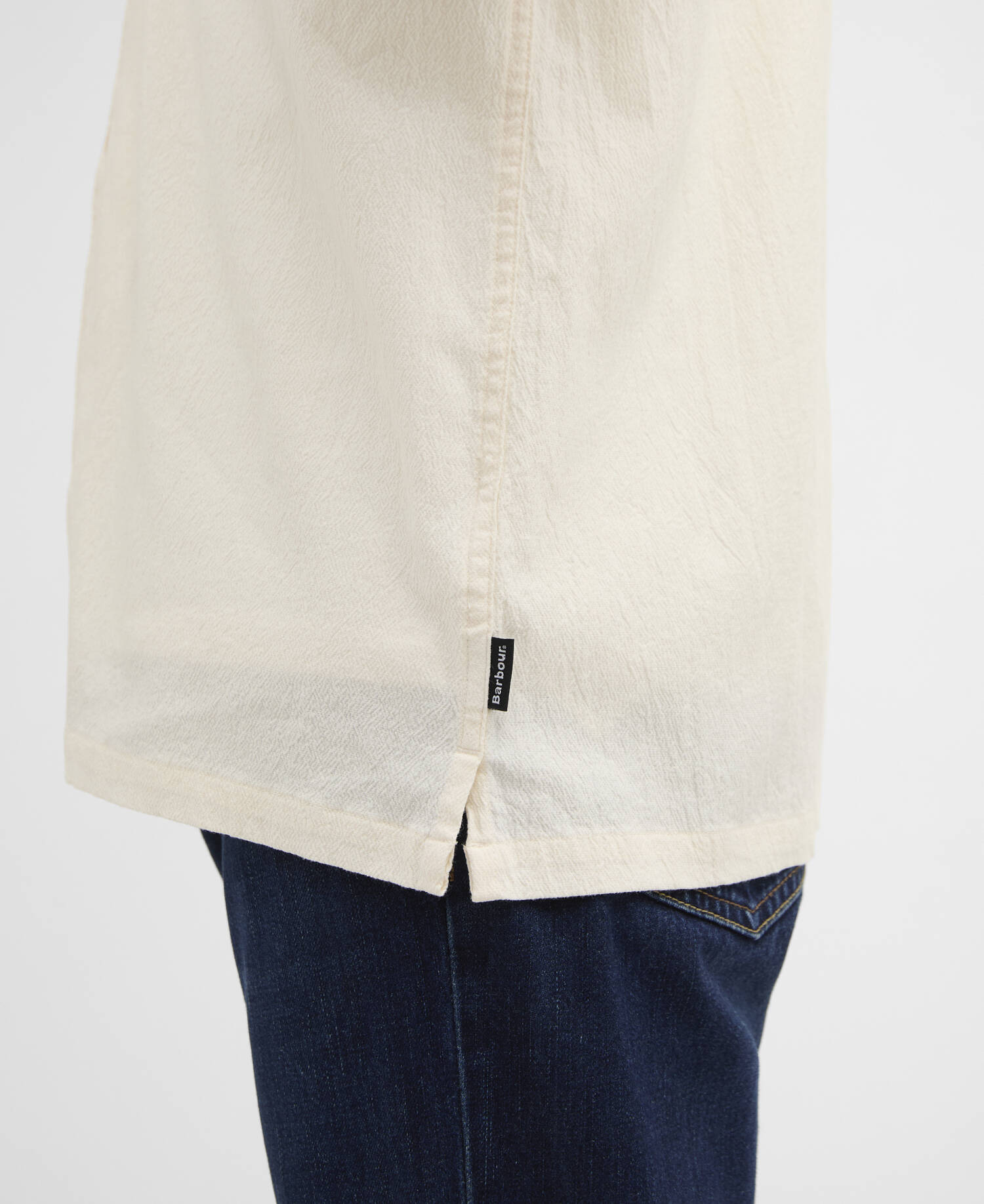 Camicia Riddell in cr&ecirc;pe dalla vestibilit&agrave; morbida image number 4